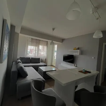 Cozy In The Center Apartamento Skopie